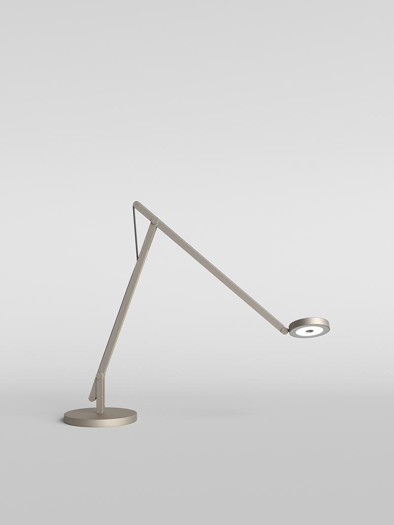 ROTALIANA lampe de table STRING T1