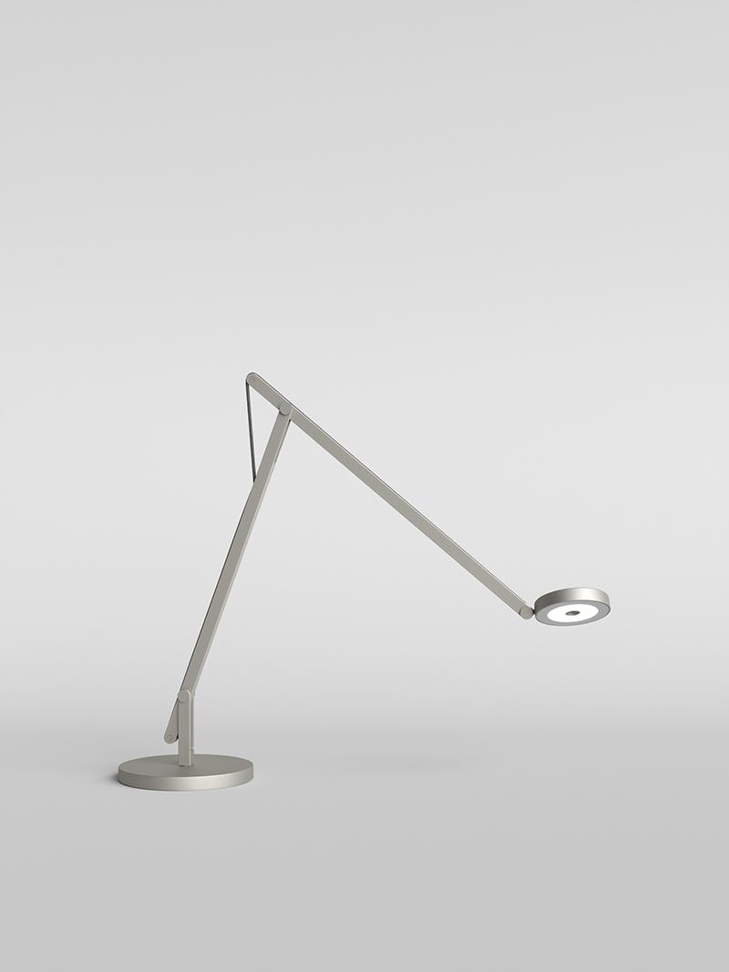 ROTALIANA lampe de table STRING T1