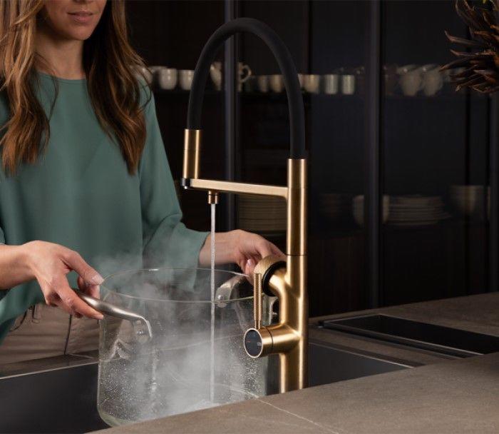 GESSI mitigeur de cuisine 60722 149 Finox Brushed Nickel VITA Collection avec unité CHAUD 60806