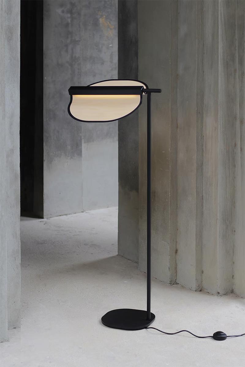 LZF LUZIFER lampadaire OMMA 1 LEAF 2700K, structure noire
