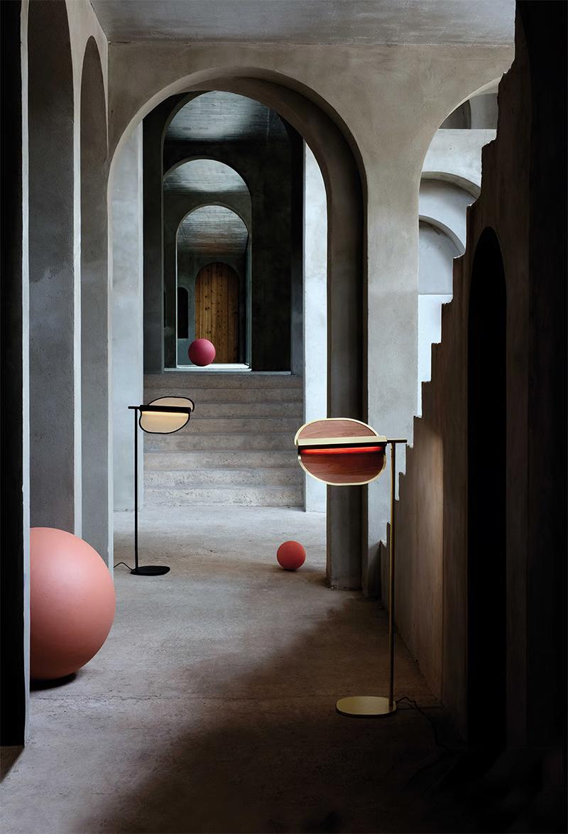 LZF LUZIFER lampadaire OMMA 1 LEAF 3000K, structure en or