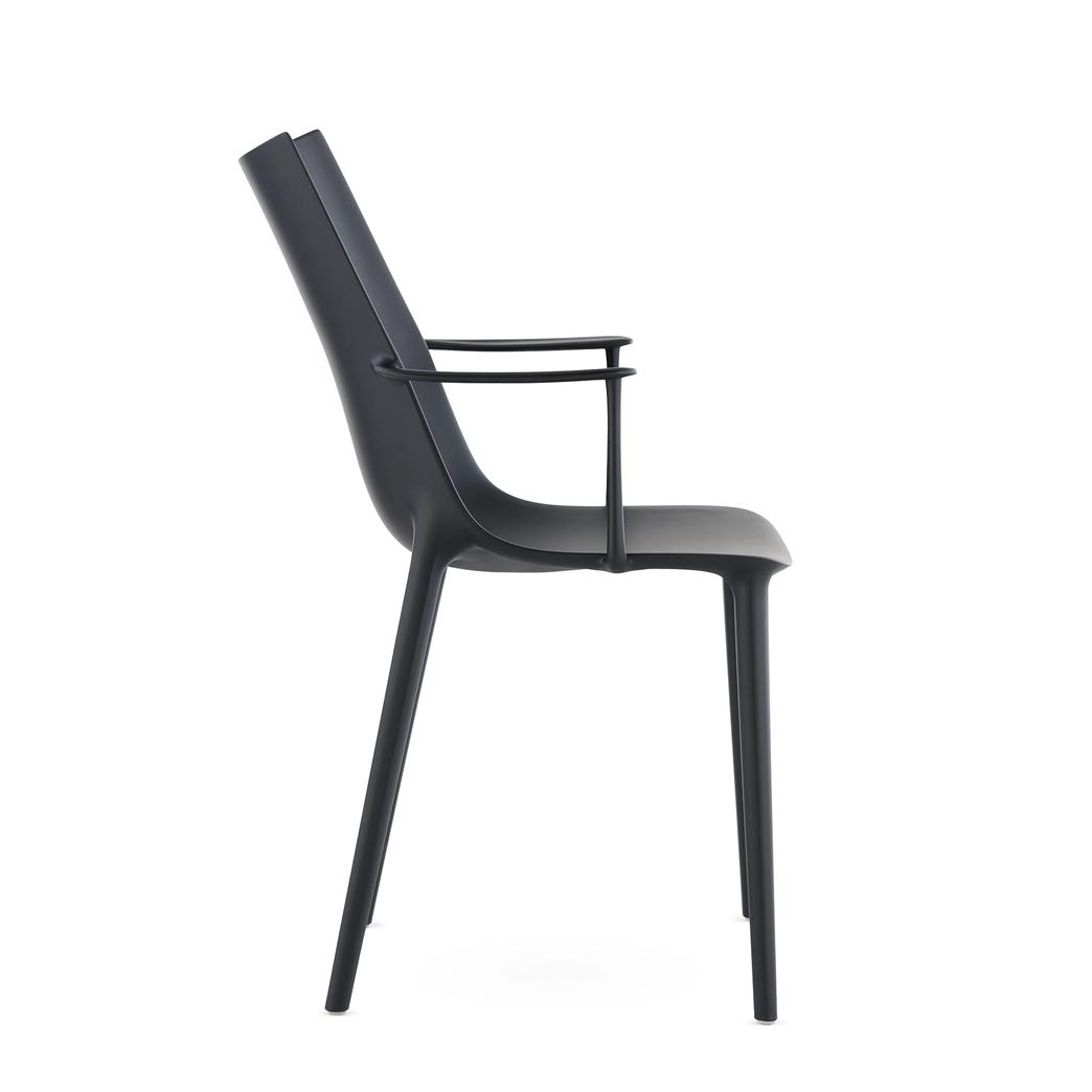 KARTELL fauteuil H.H.H. HER HIGHEST HIGHNESS MAT