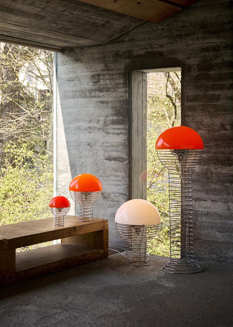 VERPAN table lamp WIRE Ø30 cm