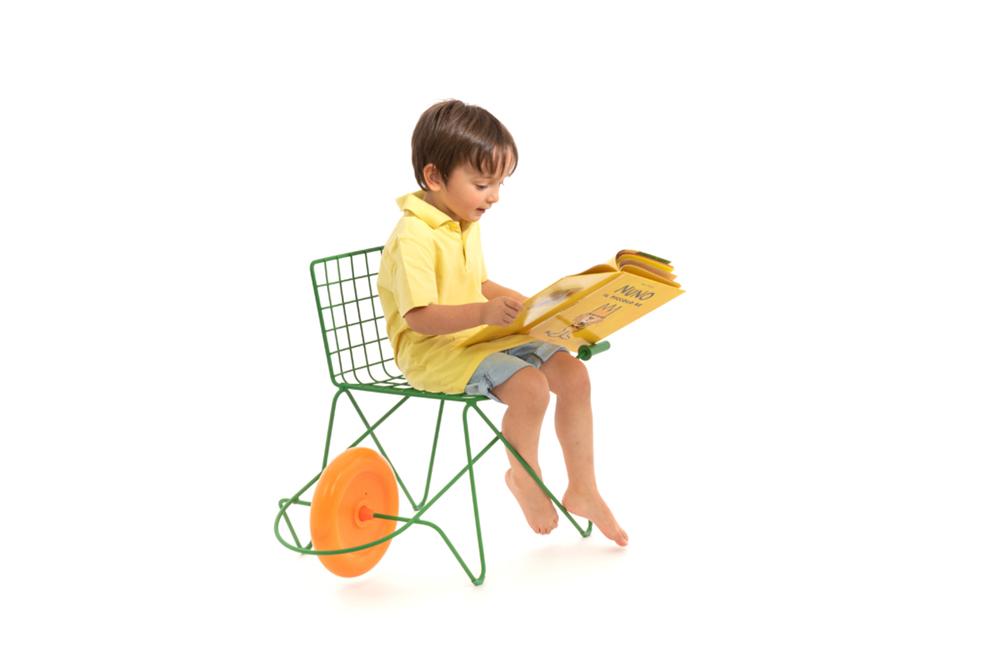 MAGIS ME TOO chaise pour enfants TROTTER