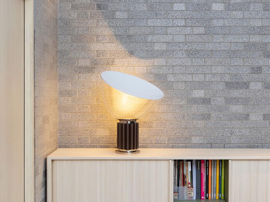 FLOS lampe de table TACCIA LED diffuseur en PMMA
