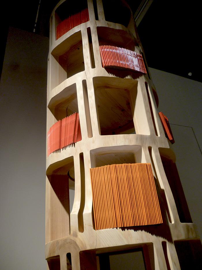 RIVA 1920 free-standing bookcase TORRE LIGNEA