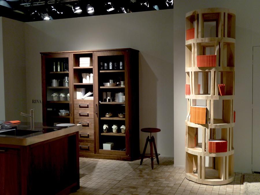 RIVA 1920 free-standing bookcase TORRE LIGNEA